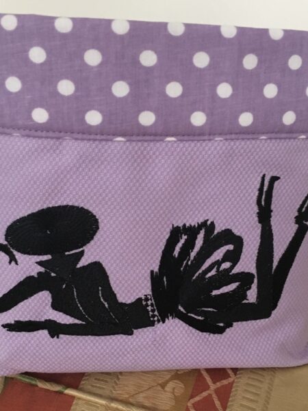Pochette brodée pour le Maquillage